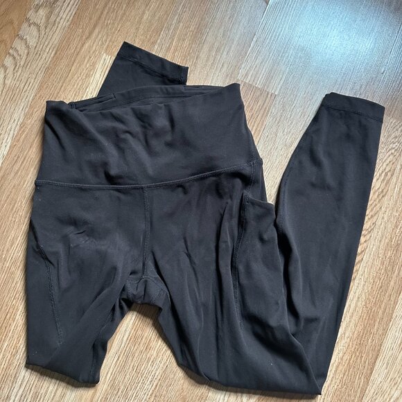 Quince Power-Up High-Rise Training Pocket Legging - Picture 4 of 4